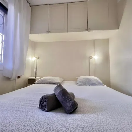 Rocamare 2, By Welcome To *