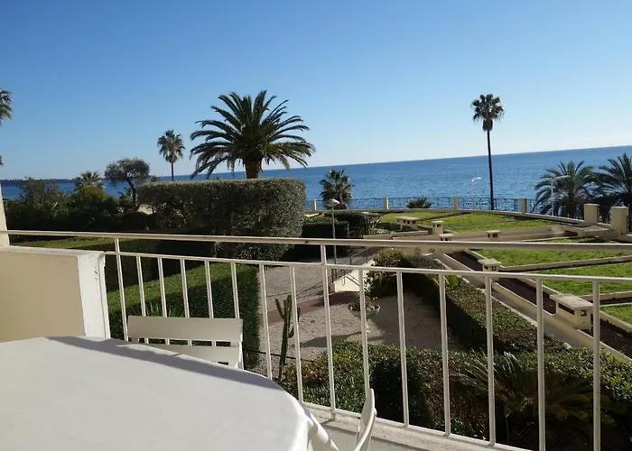 Apartman Rocamare 2, By Welcome To