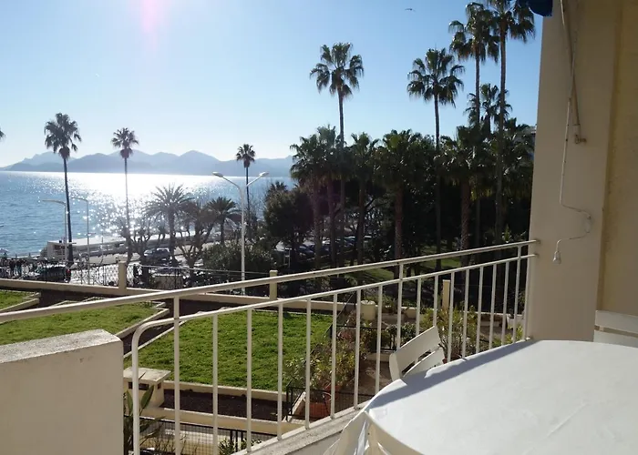 Rocamare 2, By Welcome To * 戛纳